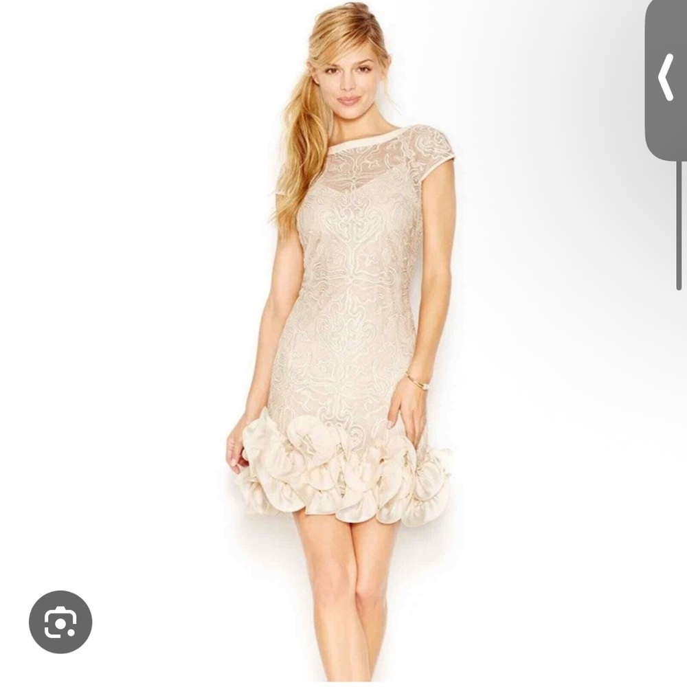 Jessica Howard Cream Lace Mini Dress